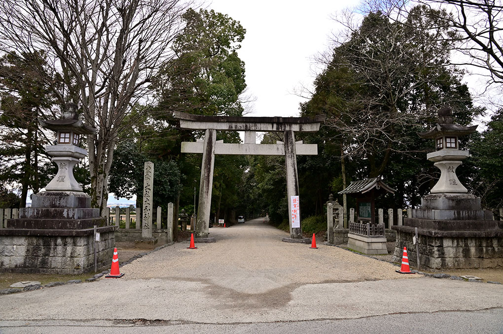 冬らしい日の初詣