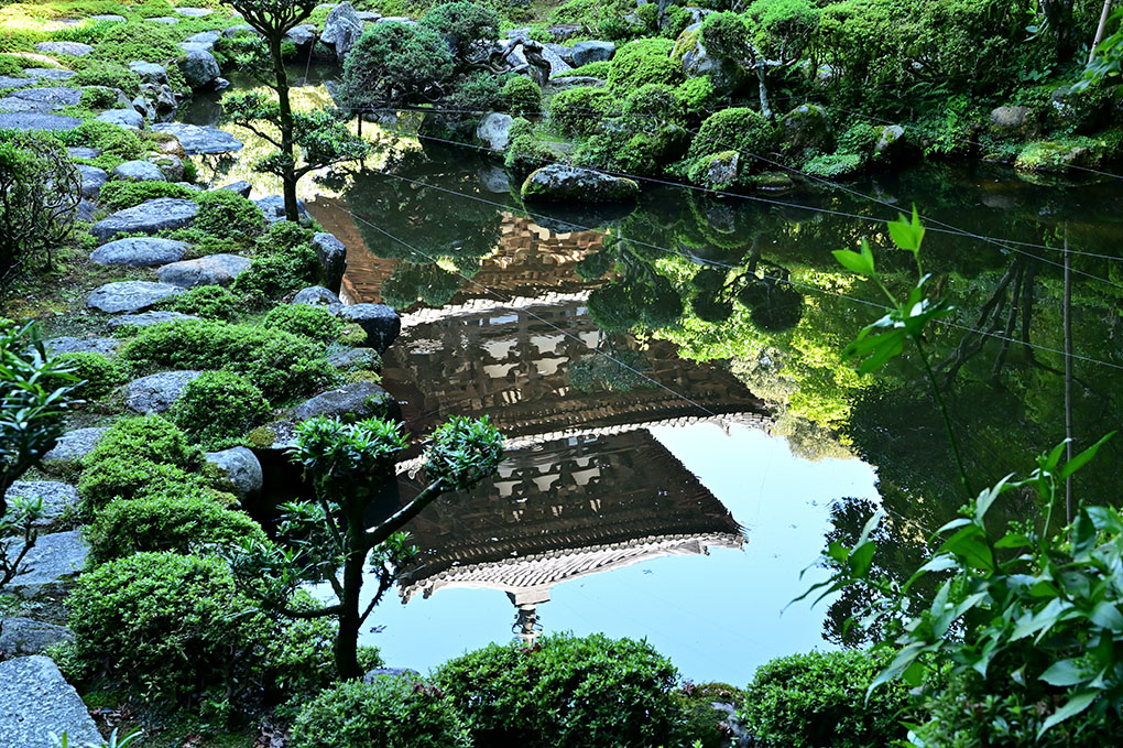 美しい三重塔